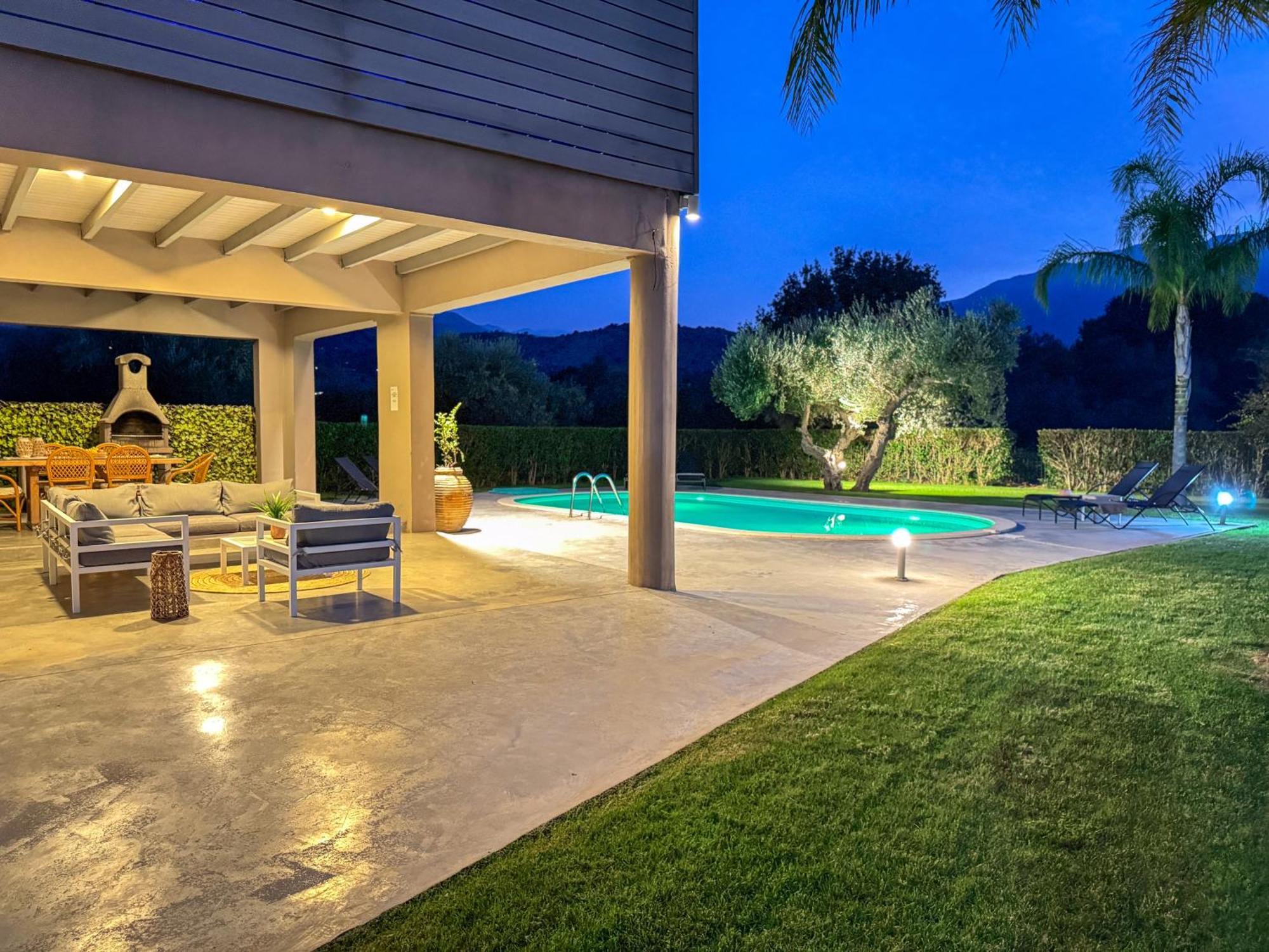 Villa Felenia Vryses Eksteriør billede