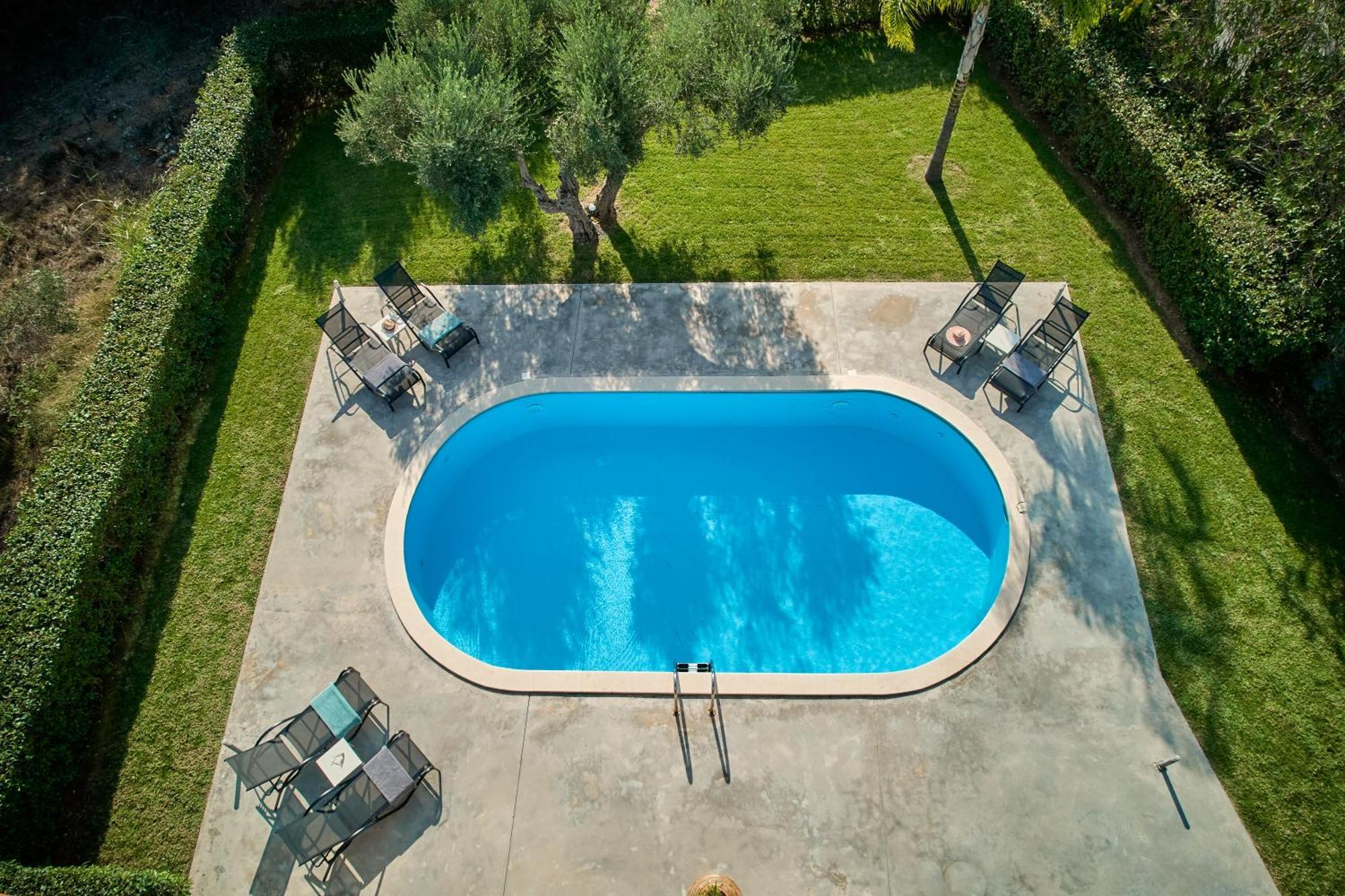 Villa Felenia Vryses Eksteriør billede